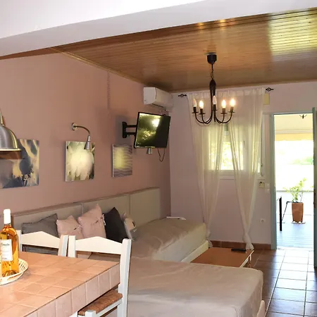 Simatos αpartments & Apartmán