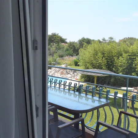 Simatos αpartments & Apartmán Argostoli (Kefalonia)