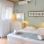 Daire Simatos αpartments & *