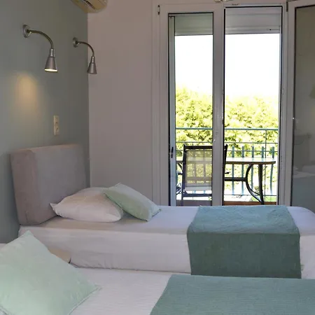 Simatos αpartments & *