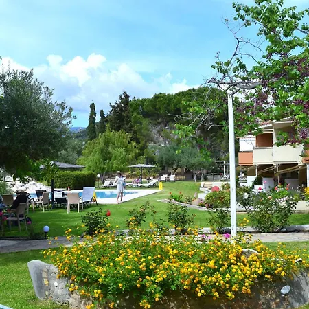 Simatos αpartments&studios * Αργοστόλι