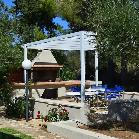 Simatos αpartments & 阿尔戈斯托利翁