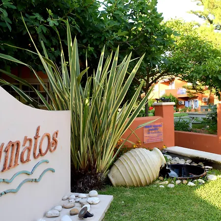 Simatos αpartments&studios *
